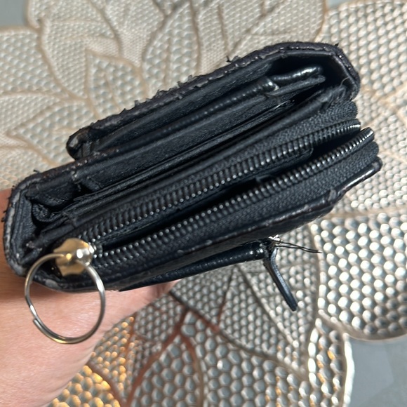Women’s clutch wallet - Picture 9 of 9